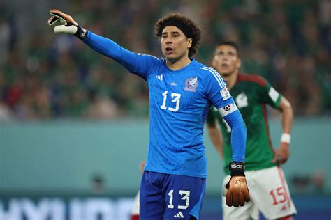 Copa Mundial FIFA de 2018: Um Gol Fantasma que Abalou o Mundo e Consolidou Guillermo Ochoa como Herói Mexicano